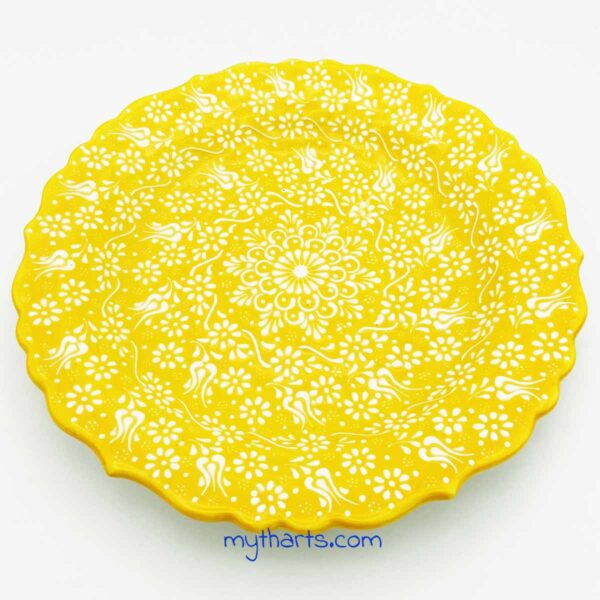 17610330-1 Myth Arts 30cm Ruffle Plate Pastel - Image 1