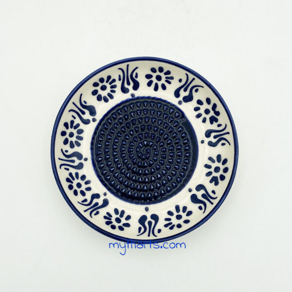 Myth Arts Garlic Grater White Pastel - Image 2