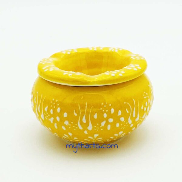 52210309-1 Myth Arts 09cm Covered Ashtray Pastel - Image 1